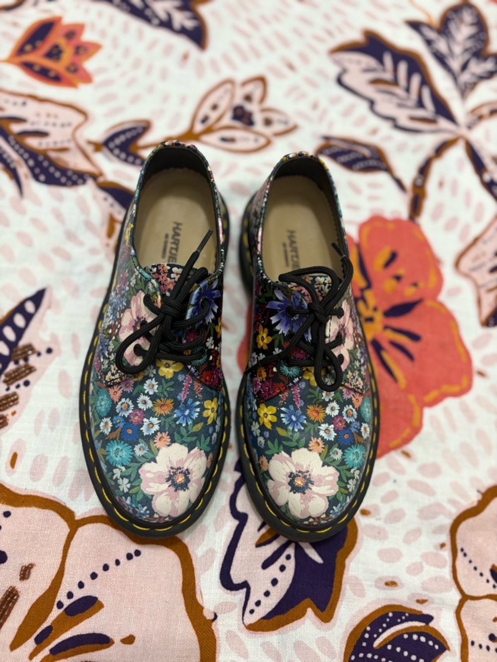 Dr. Martens 1461 Wanderlust Floral Shoes 6/ 37 PRE-OWNED MINOR FLAWS